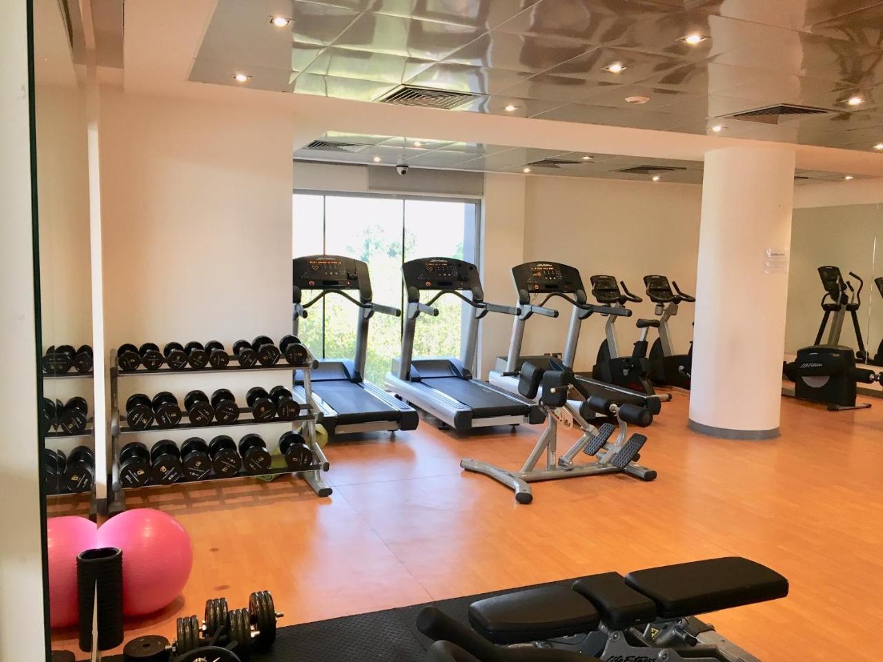 M Executive Residence & Boutique Hotel - Adults Only Al Khobar Exteriör bild